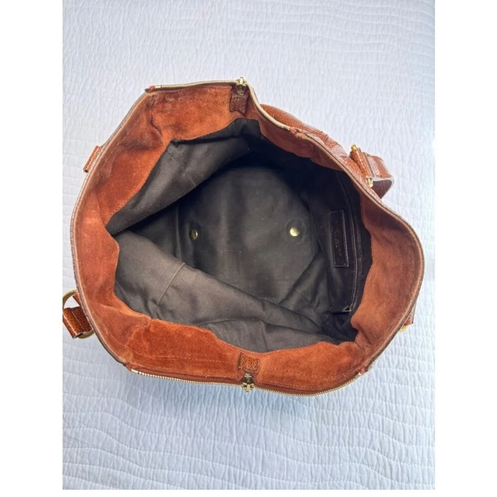 Yves Saint Laurent Downtown bag in brown patent leather - Picture 10 of 14